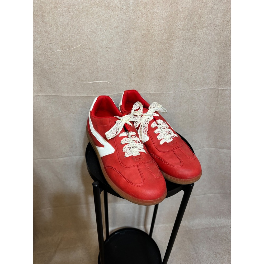 DV Dolce Vita Red Low Top Sneakers with White Lace Ribbon Laces Gum Sole Womens